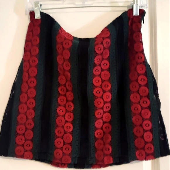 Skirt - Picture 1 of 3